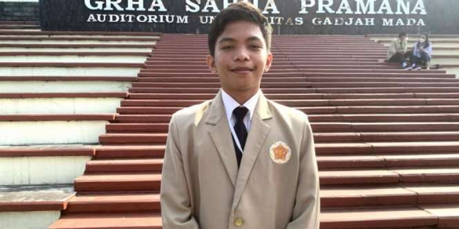Sosok Raja, Mahasiswa Termuda UGM yang Baru Berusia 15 Tahun dan Tertarik Belajar Filsafat