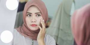 5 Kebiasaan Sederhana yang Ternyata Bisa Memicu Kerutan Mata, Apa Saja?