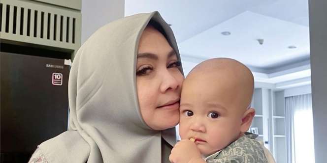 Gara-gara Ini Lala Babysitter Rafathar Kena Semprot Rieta Amalia