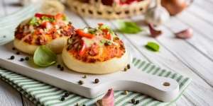 Resep Pizza Mini Praktis untuk Bekal Anak