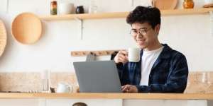 Pengin Jadi Pribadi yang Kreatif dan Produktif? Yuk Cari Tahu Jawabannya Lewat Webinar Pegadaian ‘Merdeka Dalam Karya’