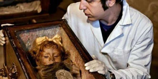 Misteri Mumi Cantik Rosalia Lombardo Berusia 102 Tahun Dibilang Bisa Berkedip dari Balik Kaca Peti Mati Akhirnya Terungkap