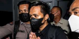 Bharada E Inisiatif Tulis Sendiri Kronologi Penembakan Brigadir J, Diberi Cap Jempol dan Meterai