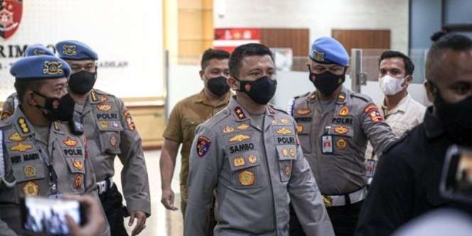 Pengacara Bharada E Tuding Ferdy Sambo Janjikan Uang Setelah Penembakan Brigadir J