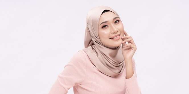 Tips Makeup Penting untuk Tampil Cantik bagi Pengguna Lensa Kontak