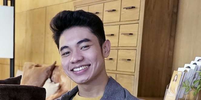 Fiki Naki Temui Teman Wanita yang Dikenal Lewat Ome TV di Turki, Wajahnya Bikin Heboh