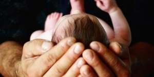 Penantian 54 Tahun Itu Berakhir Happy, Nenek 70 Tahun Lahirkan Bayi Pertamanya dengan Bobot 3,5 Kg