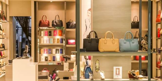 7 Tulisan Lucu Tas Branded KW, Bikin Gagal Fokus