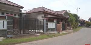 Potret Kampung Warteg di Tegal, Isinya Rumah Elite Semua!