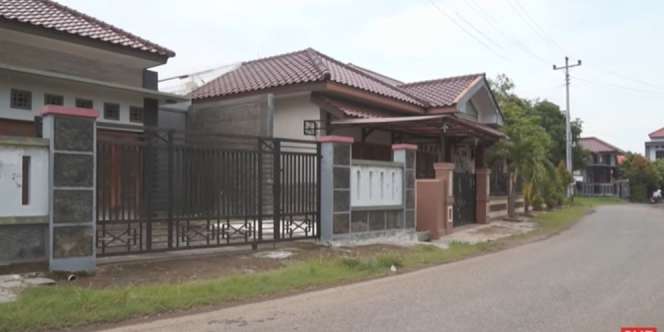 Potret Kampung Warteg di Tegal, Isinya Rumah Elite Semua!