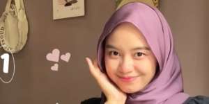 Tutorial Pashmina Satin untuk Tampil Kasual