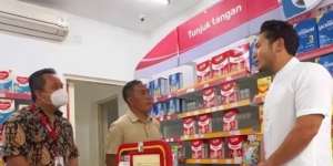 Borong Cokelat Buat Pegawai Alfamart, Anak Bos Jalan Tol Beri Pesan Nyelekit Buat Ibu Pengendara Mercy 