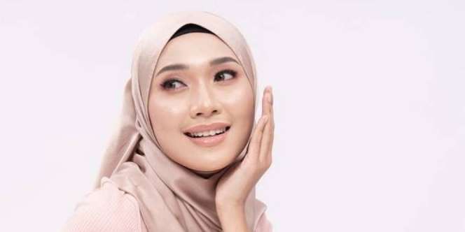 4 Perawatan untuk Redakan Kulit Siku yang Kering dan Hitam