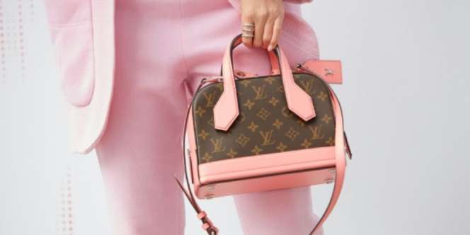 Buang Air Kecil di Tas Louis Vuitton Pacarnya, Pria Ini Didenda Rp16,8 Juta
