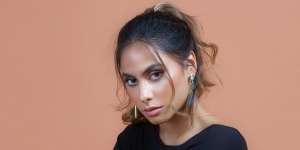 Valeriee Thomas Pamer Foto-Foto 'Berani', Ibunda Langsung Ngegas