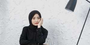 Masya Allah! Kisah Dibalik Arafah Rianti Berangkatkan Haji Ibunda
