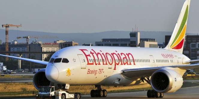 Pilot Ketiduran Saat Mode Autopilot Menyala, Pesawat Kebablasan Mendarat di Bandara Tujuan