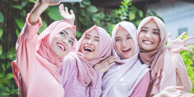 Tips Berhijab di Musim Panas agar Tetap Nyaman dan Trendy