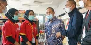 Aksinya Pergoki Pengutil Cokelat Viral, Nasib Karyawan Alfamart Ini Berubah Drastis, Endingnya Bikin Haru!