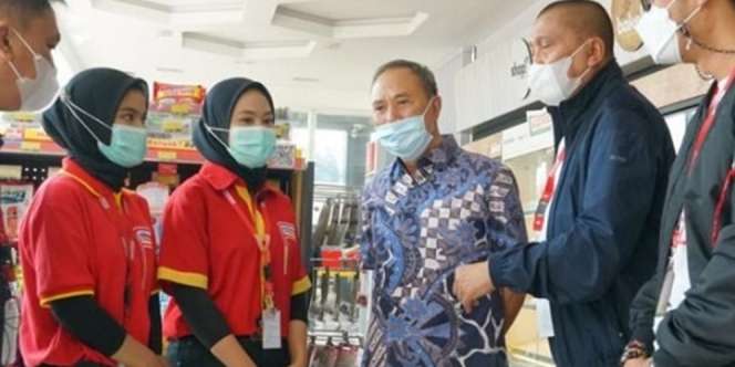 Aksinya Pergoki Pengutil Cokelat Viral, Nasib Karyawan Alfamart Ini Berubah Drastis, Endingnya Bikin Haru!