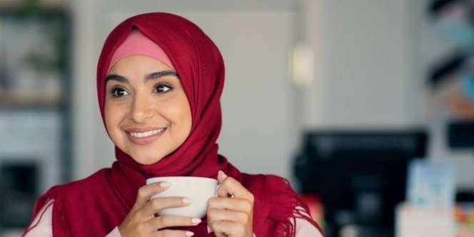 5 Teh Herbal Nikmat yang Bisa Bikin Rambut dan Kulit Glowing