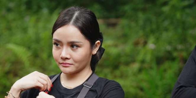 Mawar AFI Sedih Lihat Kondisi Putrinya yang Dirawat di Rumah Sakit
