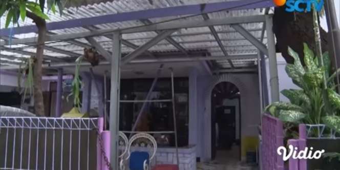 Potret Rumah Artis Kondang Ini Ternyata Diluar Dugaan, Ada di Gang Sempit, Jauh Dari Kesan Mewah!