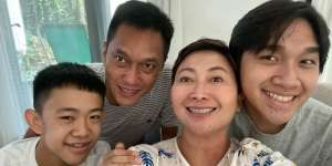 Waduh! Lihat Indy Barends Berambut Panjang, Putra Sulung Sebut Mirip Ubur-Ubur
