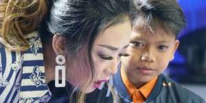 Unggah Foto Bareng Farel Prayoga, Soimah Beri Pesan Menohok