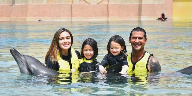 Yasmine Wildblood Melahirkan Anak Ketiga, Nama Sang Baby Disorot