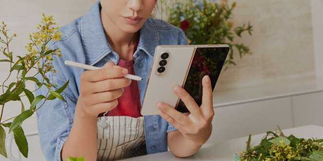 Serasa Kantongi PC di Saku, Ini 5 Kehebatan Galaxy Z Fold4 5G