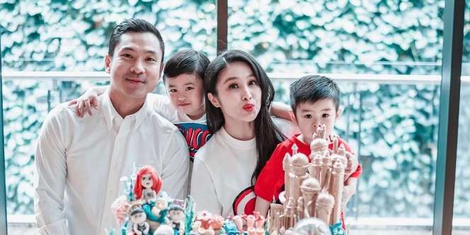 Jago Sejak Kecil, Lihat Aksi Dribel Bola Putra Sandra Dewi Saat Latihan Basket