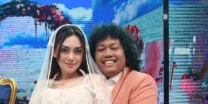 Pamer Pas Foto Bareng Celine Evangelista, Marshel Widianto: Biar Semua Percaya