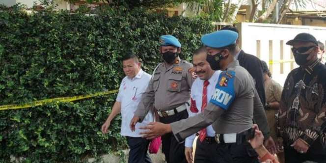 Dilarang Ikut Rekonstruksi, Pengacara Brigadir J Lapor ke Jokowi