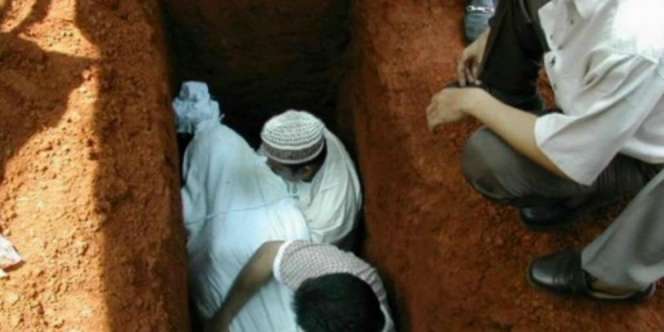 Berbagai Kisah Misteri Orang yang Sudah Mati Hidup Kembali, Ada yang Melihat Jenazahnya Sendiri