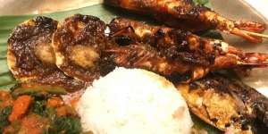Sanggup Bikin Lidah Bergoyang, Nasi Bungkus Seafood di Jakarta Ini Sedap Disantap