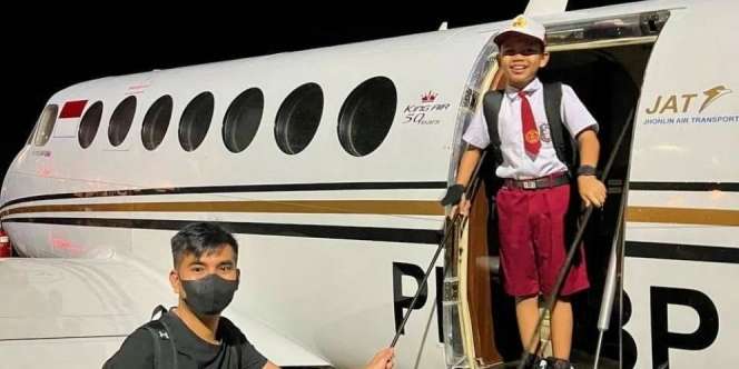 Dulu Ngamen di Jalanan, Kini Farel Prayoga Berangkat ke Sekolah Naik Jet Pribadi, Ini Potretnya