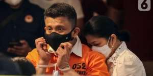 Brimob Bawakan Air Minum hingga Penyidik Masih Panggil Jenderal, Ferdy Sambo Dapat Perlakuan Khusus?