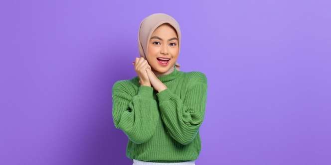 Fashion Hacks Membuat Obi Belt dari Kerudung Segi Empat Biar Penampilan Kamu Jadi Manis