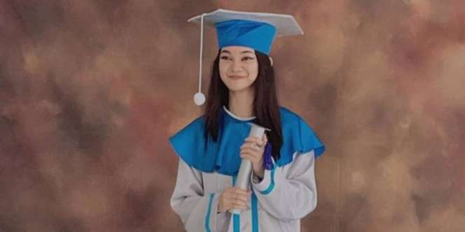 Potret Shabina Mecca Anak Bungsu Sarita Abdul Mukti, Punya Kaki Jenjang Bak Model!