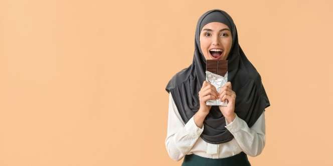 5 Camilan yang Bantu Hilangkan Pusing Saat PMS, Praktis Muat dalam Tas