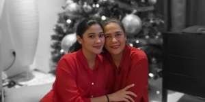 Potret Jadul Lydia Kandou Bareng Anak-Anak, Wajah Nana Mirdad Curi Perhatian