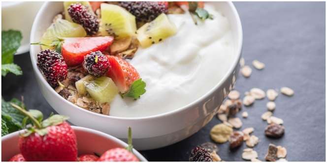 Jadi Camilan Menyehatkan, Inilah Segudang Manfaat Yoghurt yang Sayang Dilewatkan