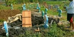 Terlalu! Baru 5 Hari Dikubur Makam Dibongkar Maling, 3 Tali Pocong Dicolong, Jasad Sampai Kelihatan dari Luar