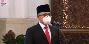 Jokowi Resmi Lantik Abdullah Azwar Anas sebagai Menteri PANRB