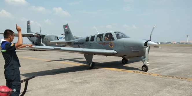 Pesawat TNI AL Jatuh di Selat Madura