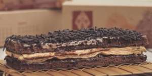 Deretan Bisnis Kue Artis yang Masih Eksis hingga Kini, Ada yang Sampai Buka Kafe