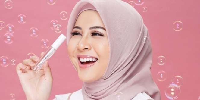 5 Aktris yang Memulai Bisnis Kecantikan Sejak Usia 20-an