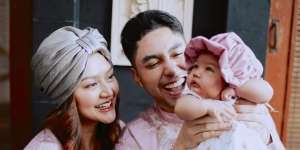 Krisjiana dan Siti Badriah Akhirnya Pakai Babysitter: `Nyerah, Mulai Kewalahan`