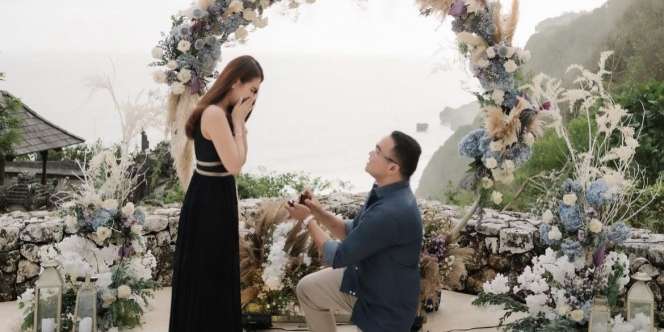 Calon Mantu Hotman Paris Disebut Mirip Ayu Ting Ting, Punya Profesi Mentereng